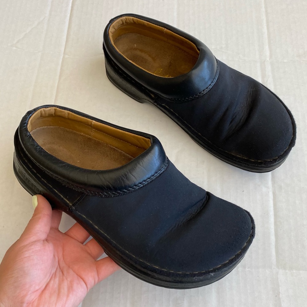 Birkenstock Size 41 Black Canvas Rounded Toe Leather Lined Slip-on Clog Mule